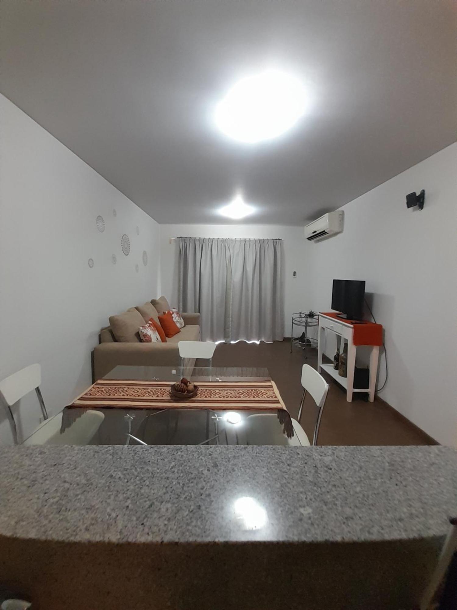 Departamento Centrico Plaza Alvarado Con Cochera 萨尔塔 外观 照片
